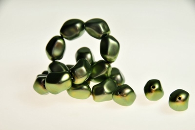 5010162  1 X Glasparel groen 20x17mm.