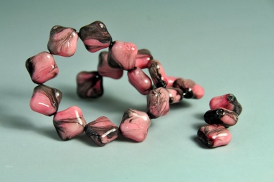 5020082 10 X Glaskraal plat roze/grijs 12mm