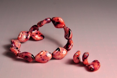 5020404 10 X Glaskraal fantasie gem.roze 13x19mm